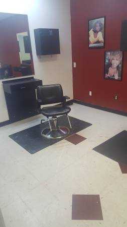 Hair Salon for lease or equipment for sale - $4500