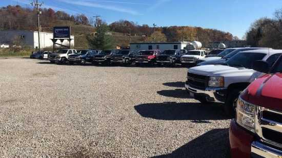 truck dealership.jpeg